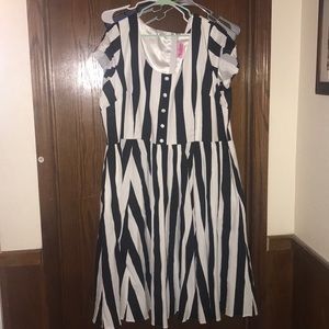 Pinup Couture Diana Dress in Mark Stripe